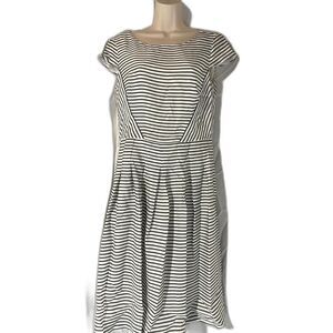 Ann Klein mitered stripe dress size Med.